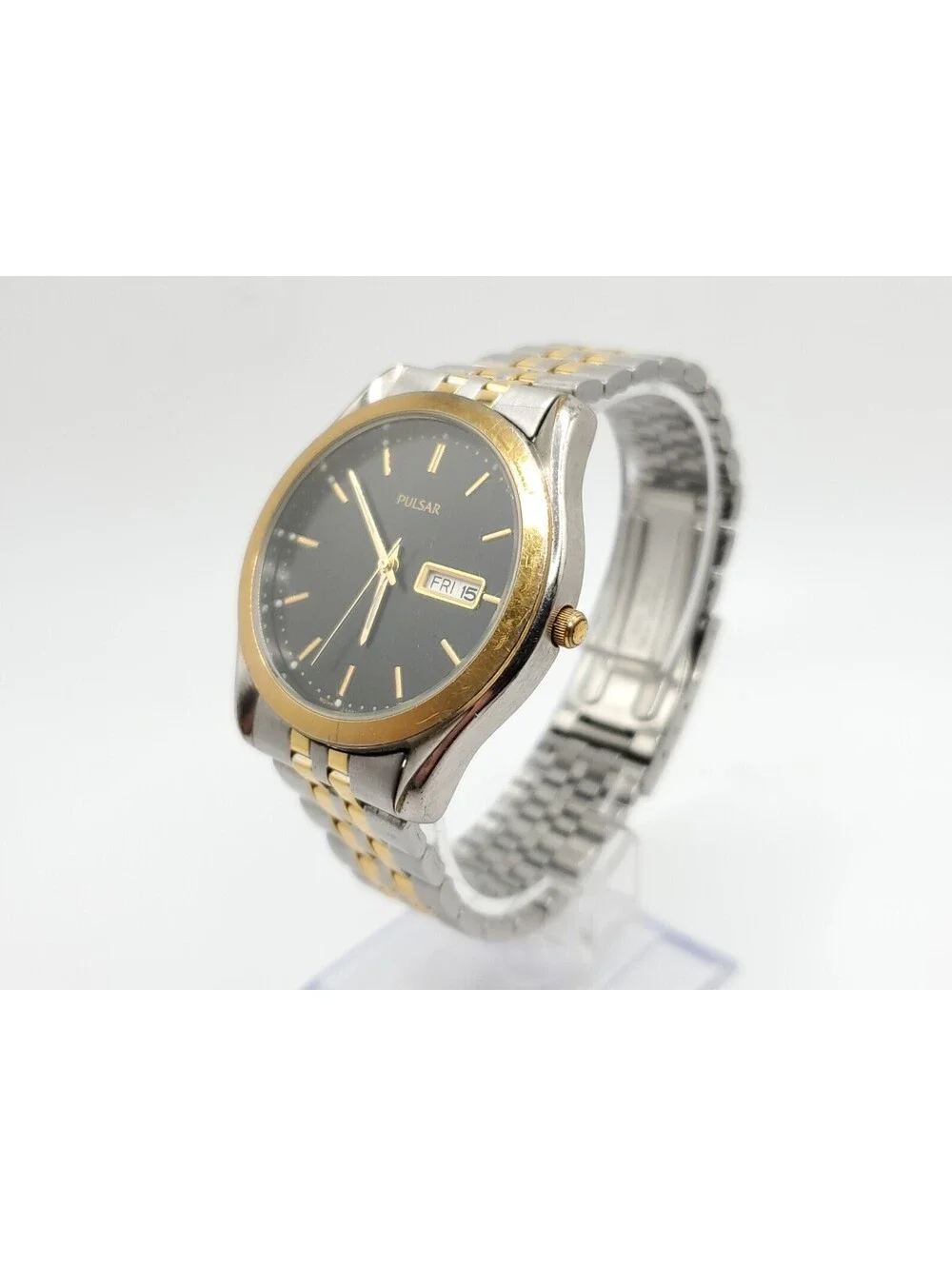 Vintage Pulsar Quartz Mens Watch New Battery Two-Tone Black Day/Date Dial 37mm